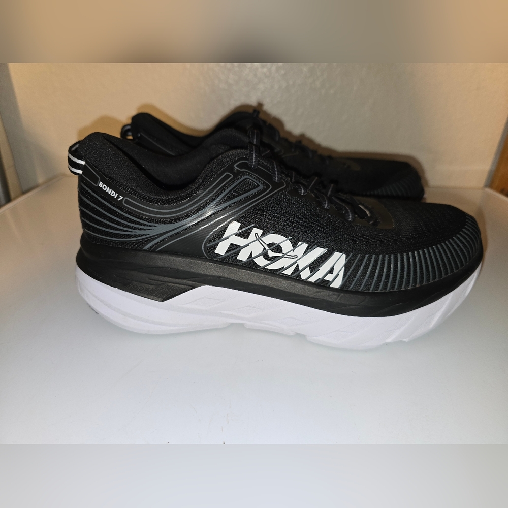 Hoka Bondi 7
